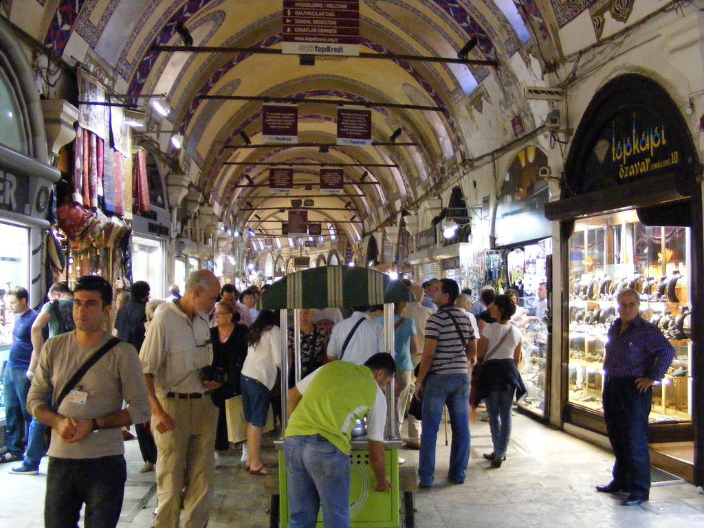 grand bazaar11 The Grand Bazaar Sales Tips in Istanbul