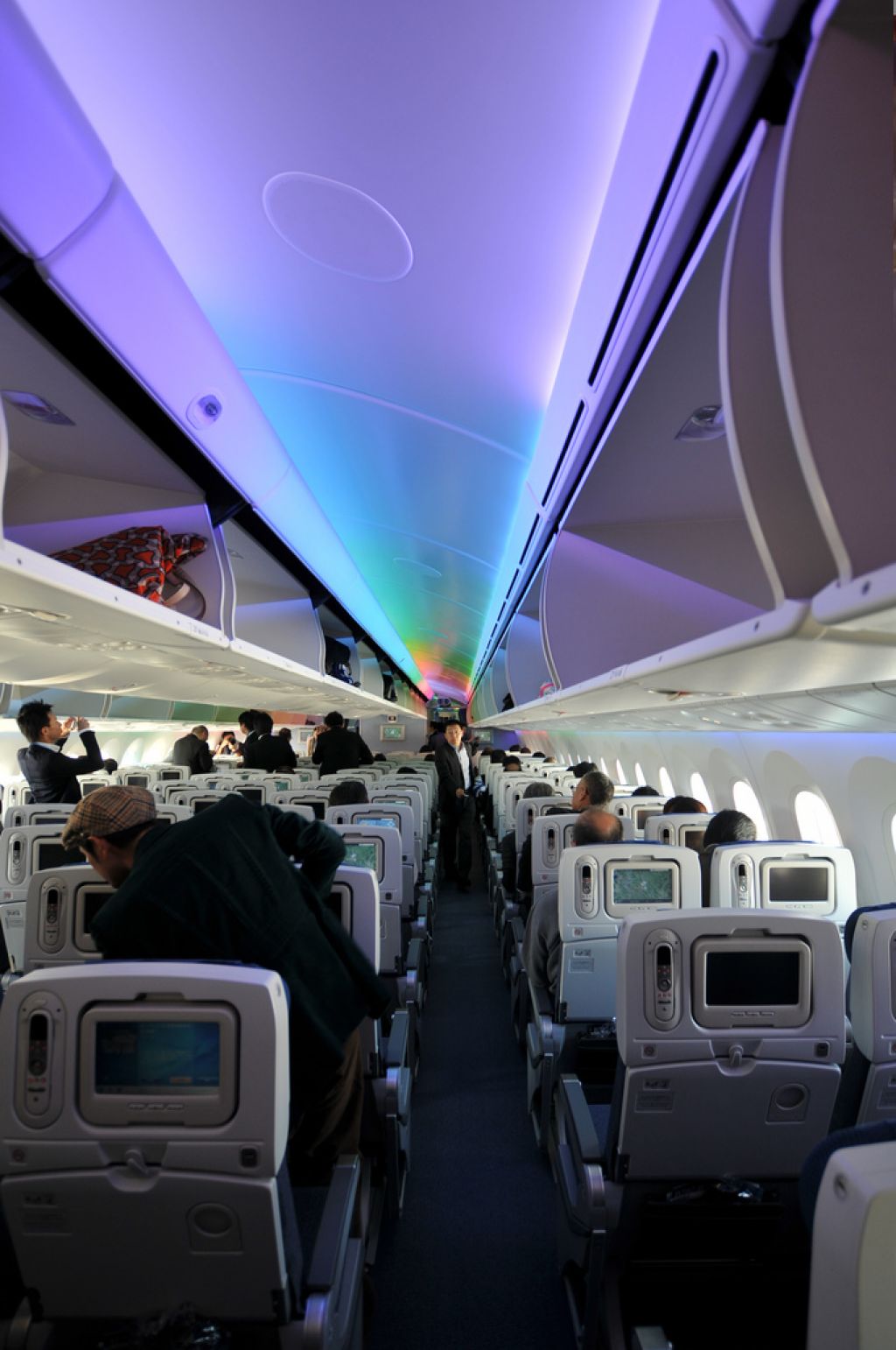 dream liner 7871 Inside Boeing Dreamliner 787