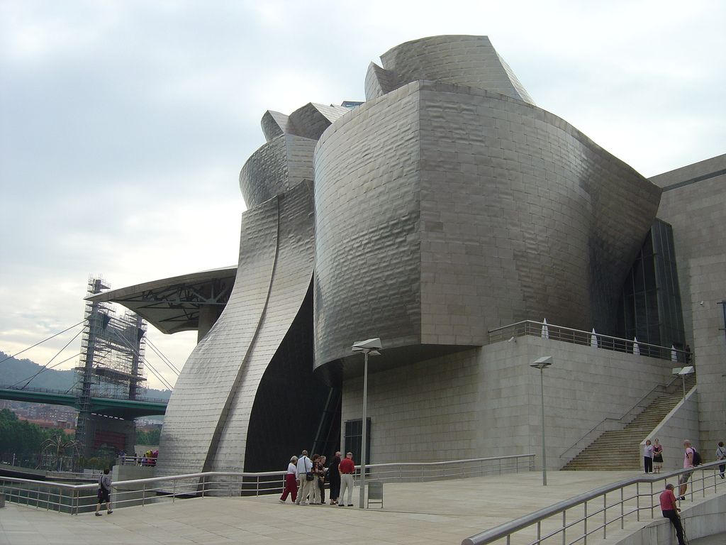guggenheim museum12 Amazing Building of Guggenheim Museum in Bilbao