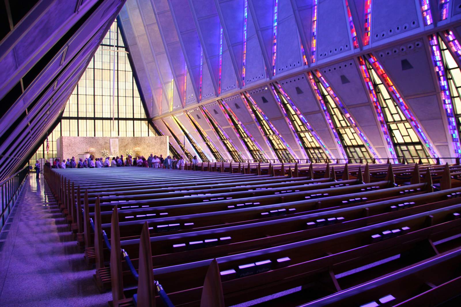 Amazing Buildings Air Force Academy Chapel air force academy5 Amazing Buildings Air Force Academy Chapel