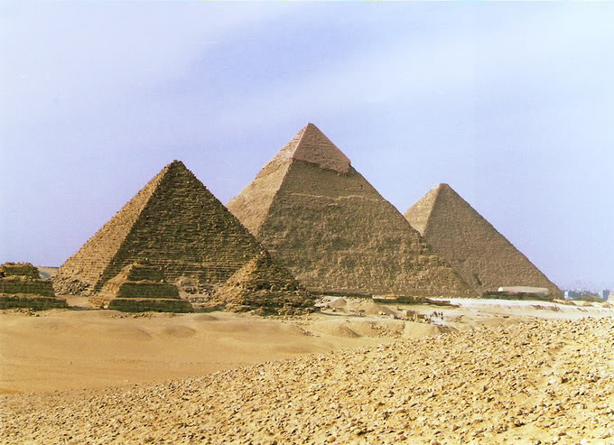 egyptian pyramids2 The Great Pyramids of Giza, Egypt