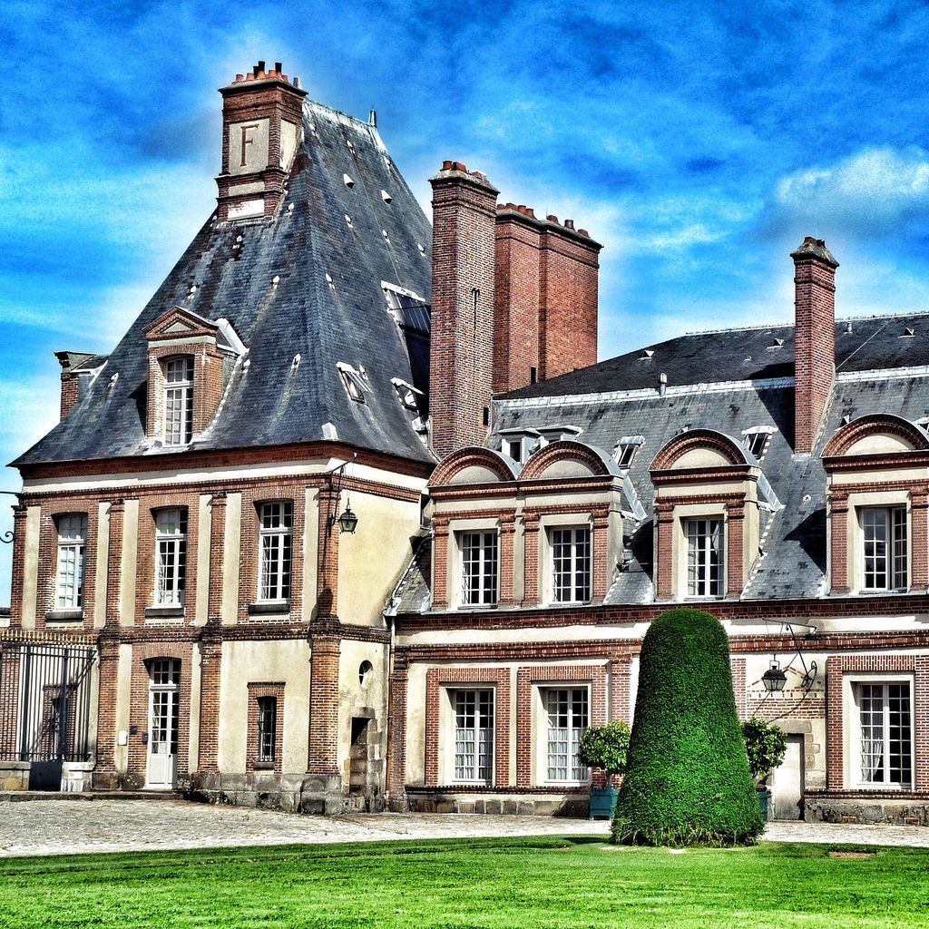 chateau  fontainebleau12 Palace of Fontainebleau   One of the Largest French Royal Chateaux