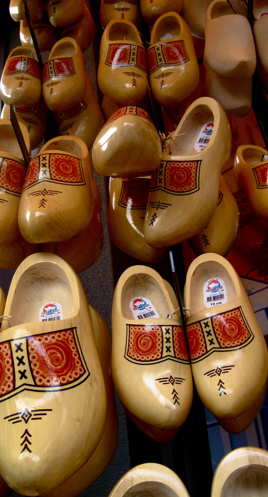 funny clogs traditional holand 8 Funny Clogs the Traditional Holand Footwear