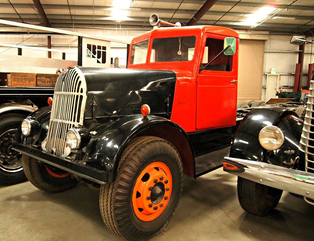 classic trucks12 Classic Trucks in Hays Antique Museum, California