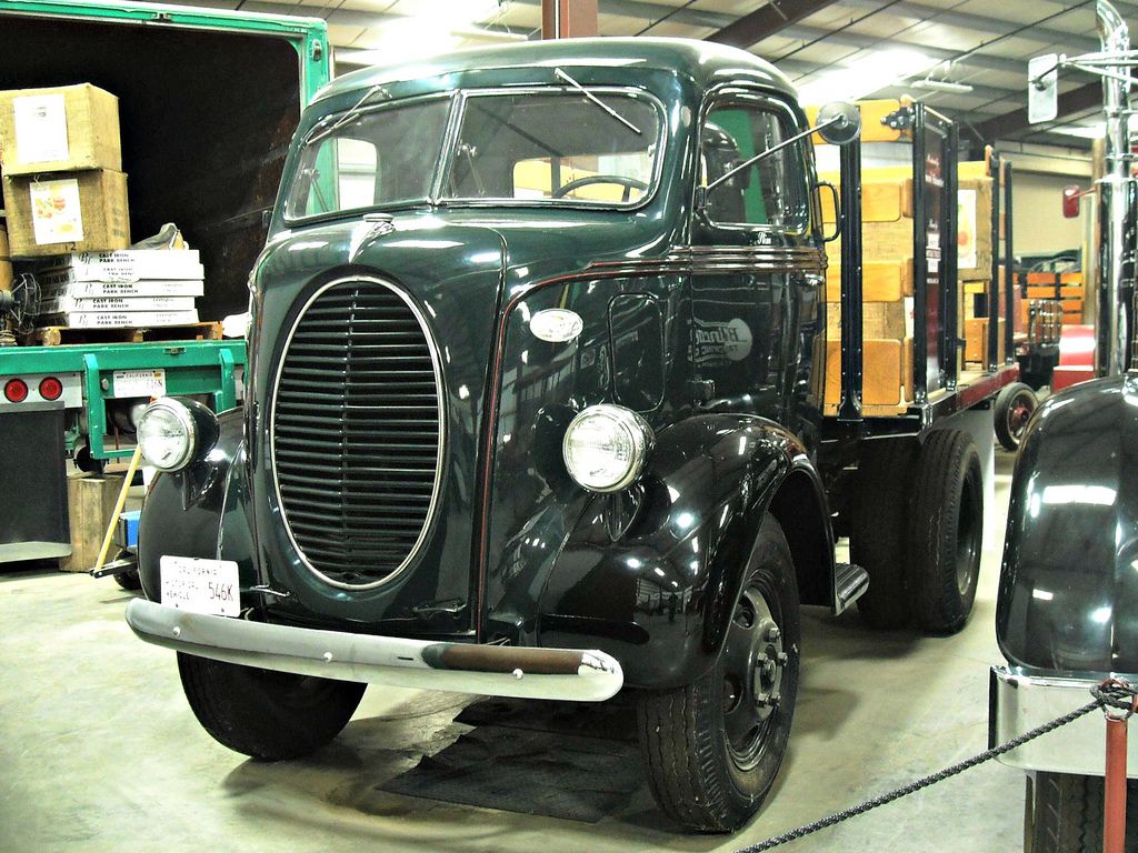 classic trucks8 Classic Trucks in Hays Antique Museum, California