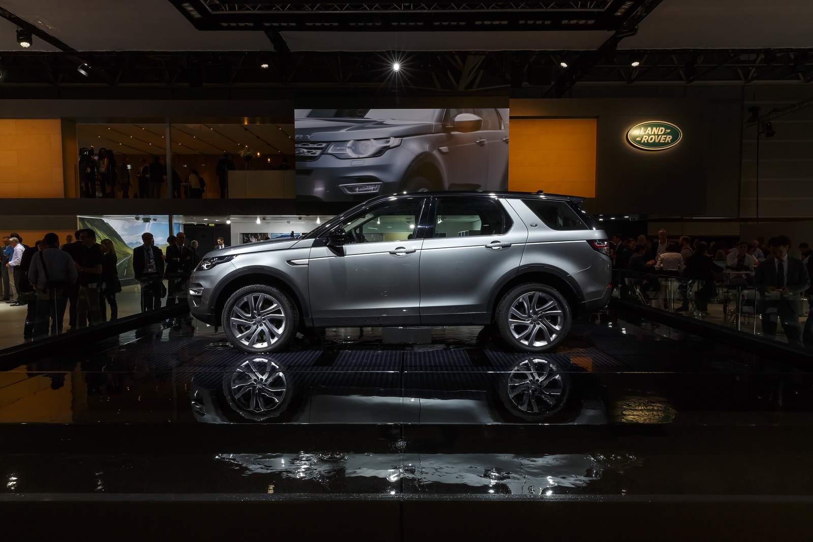 paris motor show1 Jaguar and Land Rover at Paris Auto Show 2014