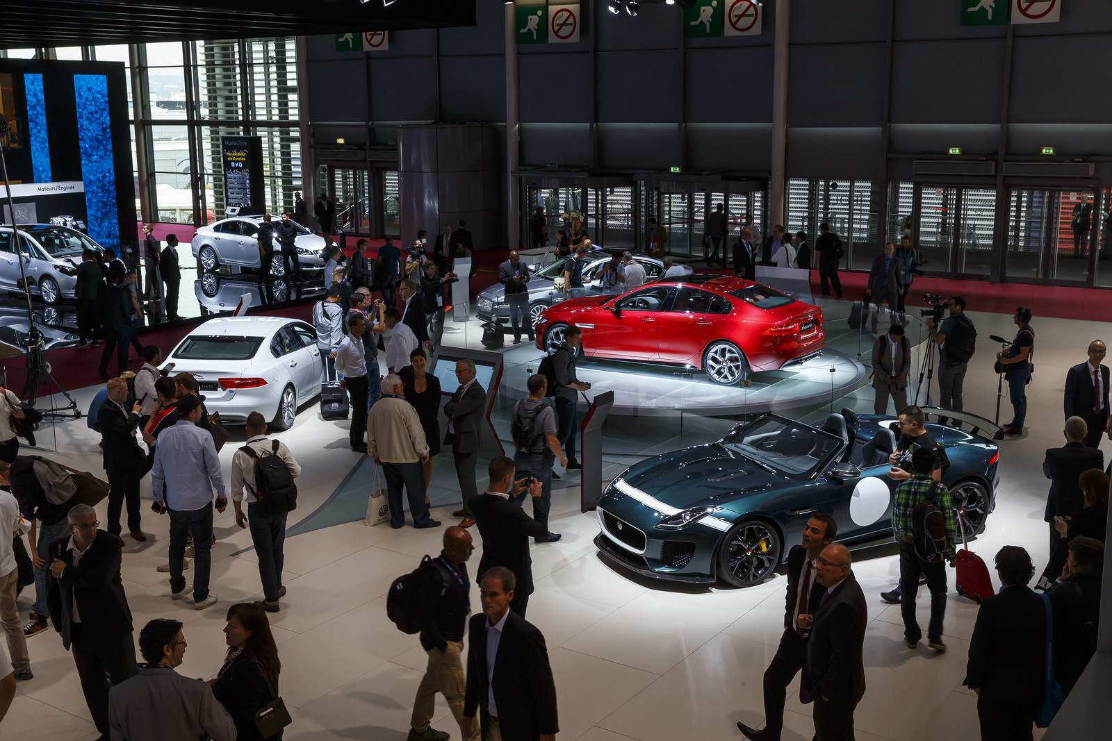 paris motor show10 Jaguar and Land Rover at Paris Auto Show 2014