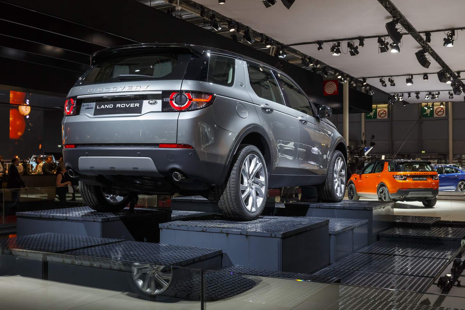 paris motor show2 Jaguar and Land Rover at Paris Auto Show 2014