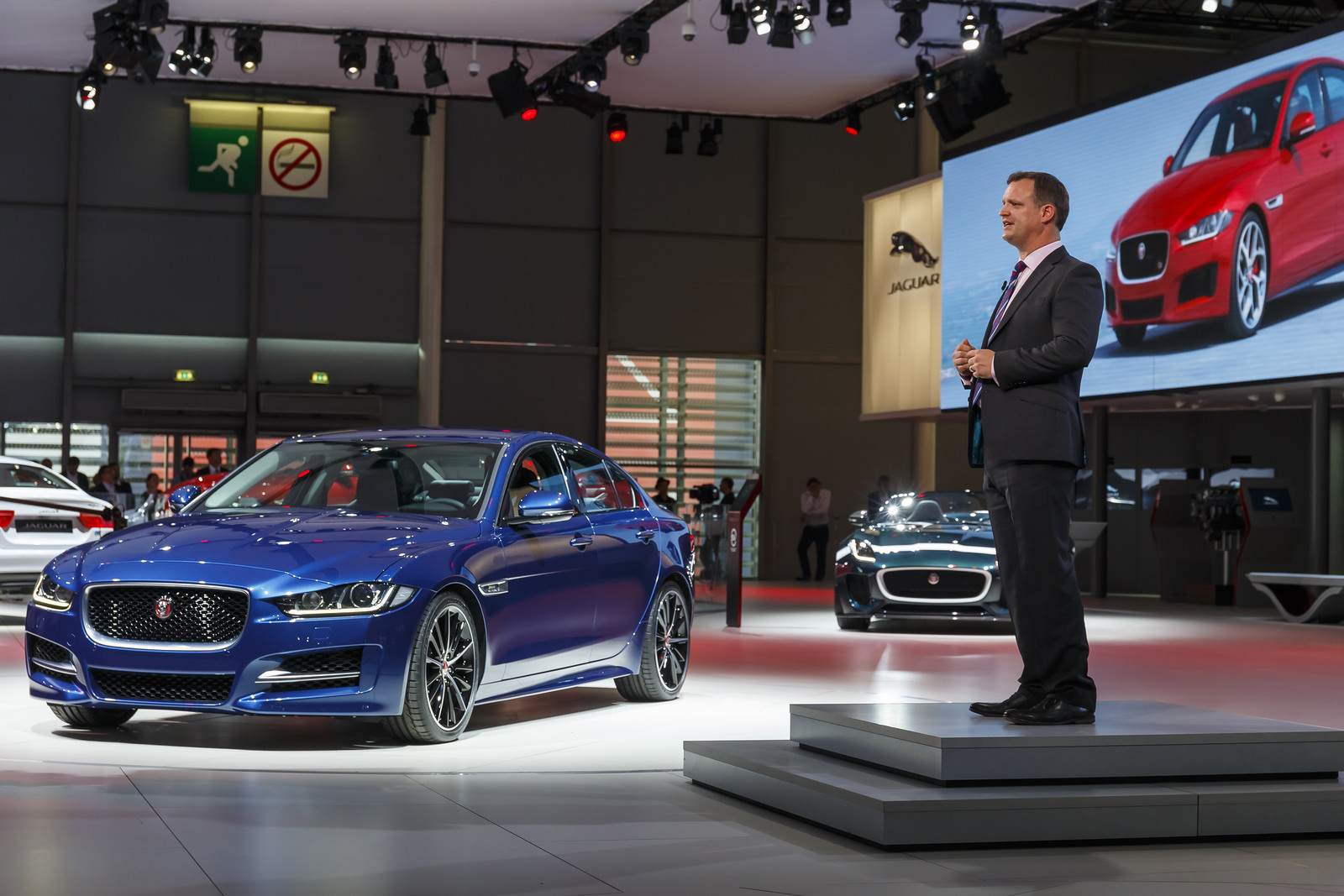 paris motor show7 Jaguar and Land Rover at Paris Auto Show 2014