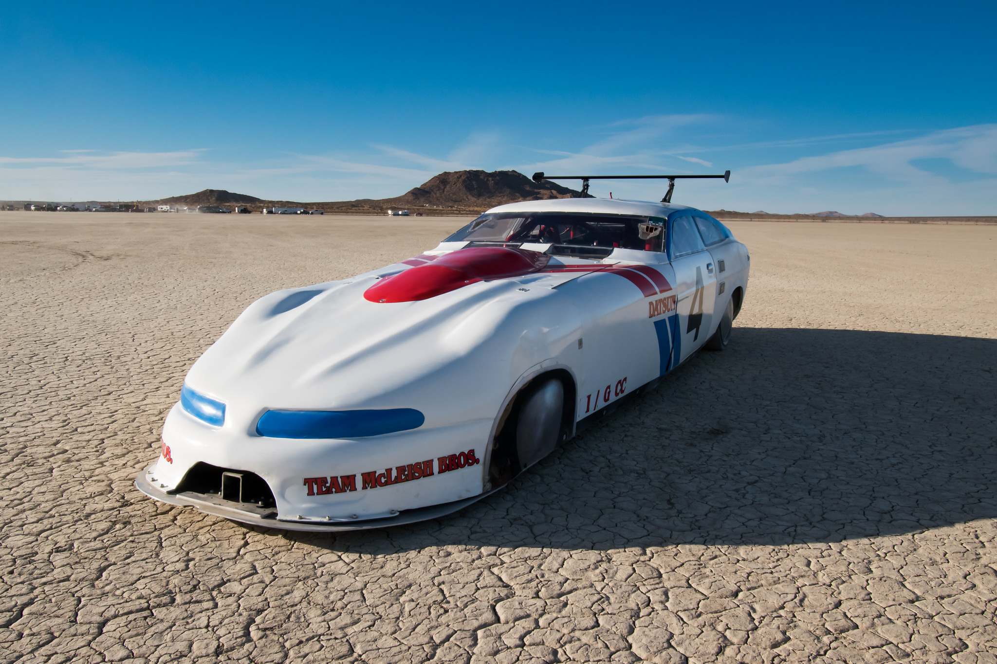 land speed racing1 Speed Racing at El Mirage Dry Lake