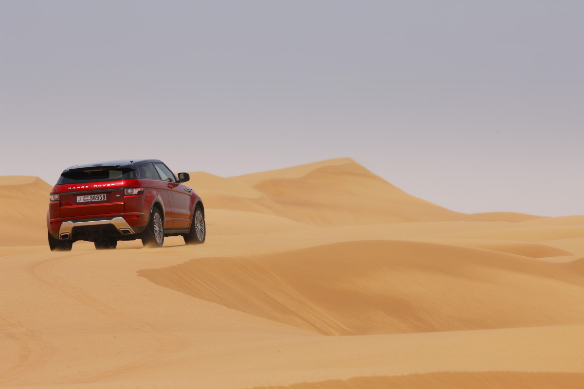 range rover evoque8 Welcome to Desert with Range Rover Evoque
