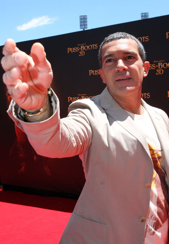 Salma Hayek and Antonio Banderas at Australian Movie Premiere antonio banderas5 Salma Hayek and Antonio Banderas at Australian Movie Premiere