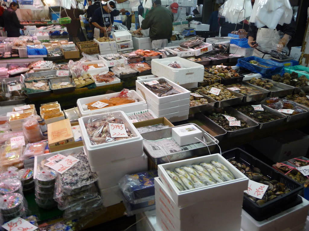 tsukiji market12 Biggest Wholesale Fish and Seafood Market