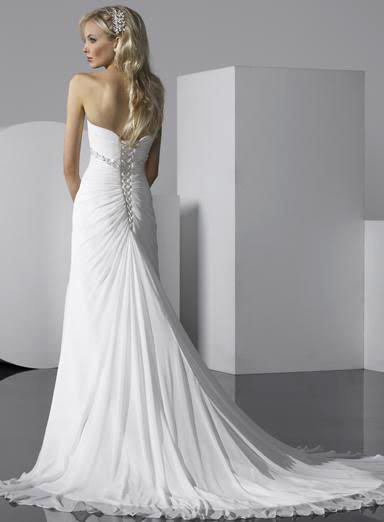 white wedding dress11 Be a Princess in White Wedding Dress
