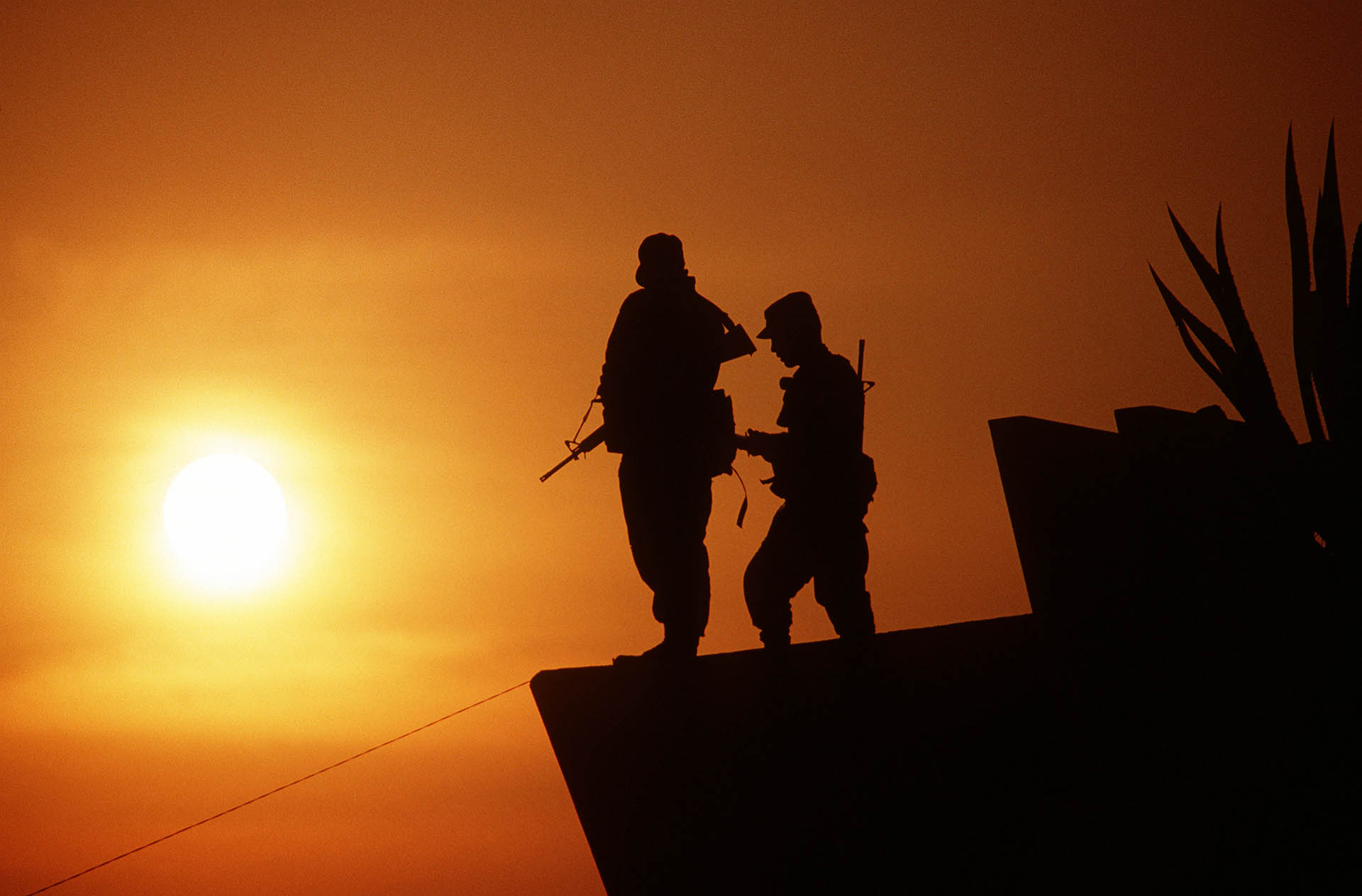 army wallpaper2 Best Army Silhouetted Wallpapers
