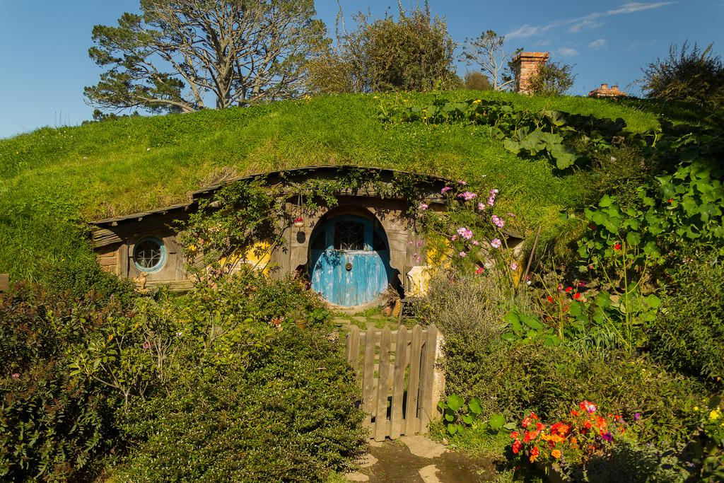 hobbiton movie set11 Hobbiton Movie Set in Matamata, North Island of New Zealand