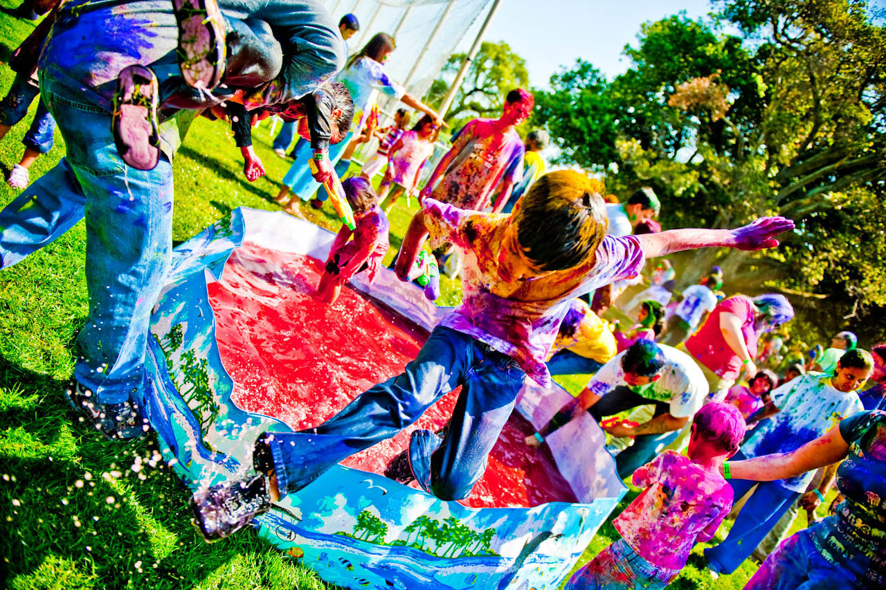 holi festival11 The Most Colorful Holi Festival