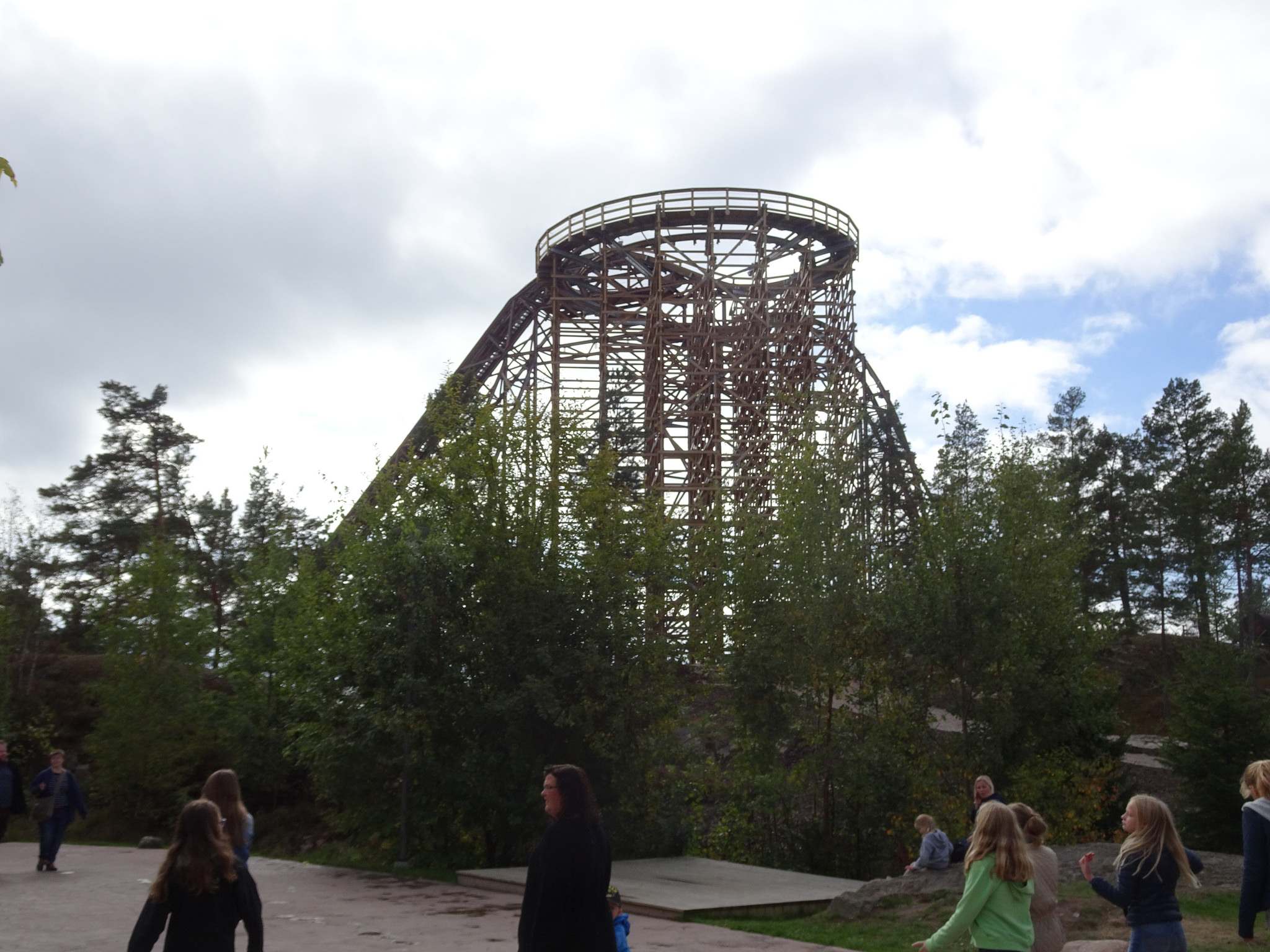 Wildfire Fastest Wooden Coaster in Europe wildfire3 Wildfire Fastest Wooden Coaster in Europe