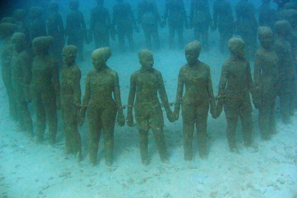 underwater sculpture5 Amazing Underwater Sculpture Park at Moliniere Bay, Grenada
