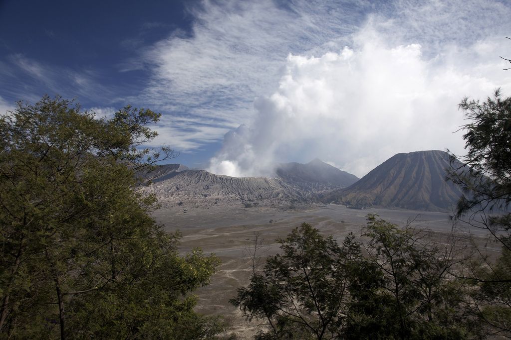 mount bromo1 The Magnificent Mount Bromo Volcano