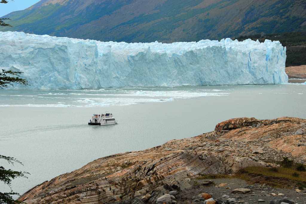 glaciar perito moreno14 Tour to an Enormous Perito Moreno Glacier