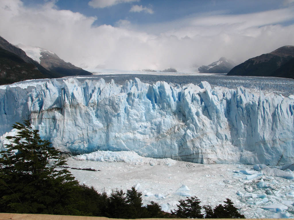 glaciar perito moreno3 Tour to an Enormous Perito Moreno Glacier