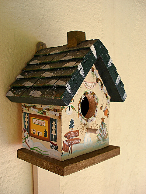 bird house13 Smarten Up Your Garden with Stylish Bird House