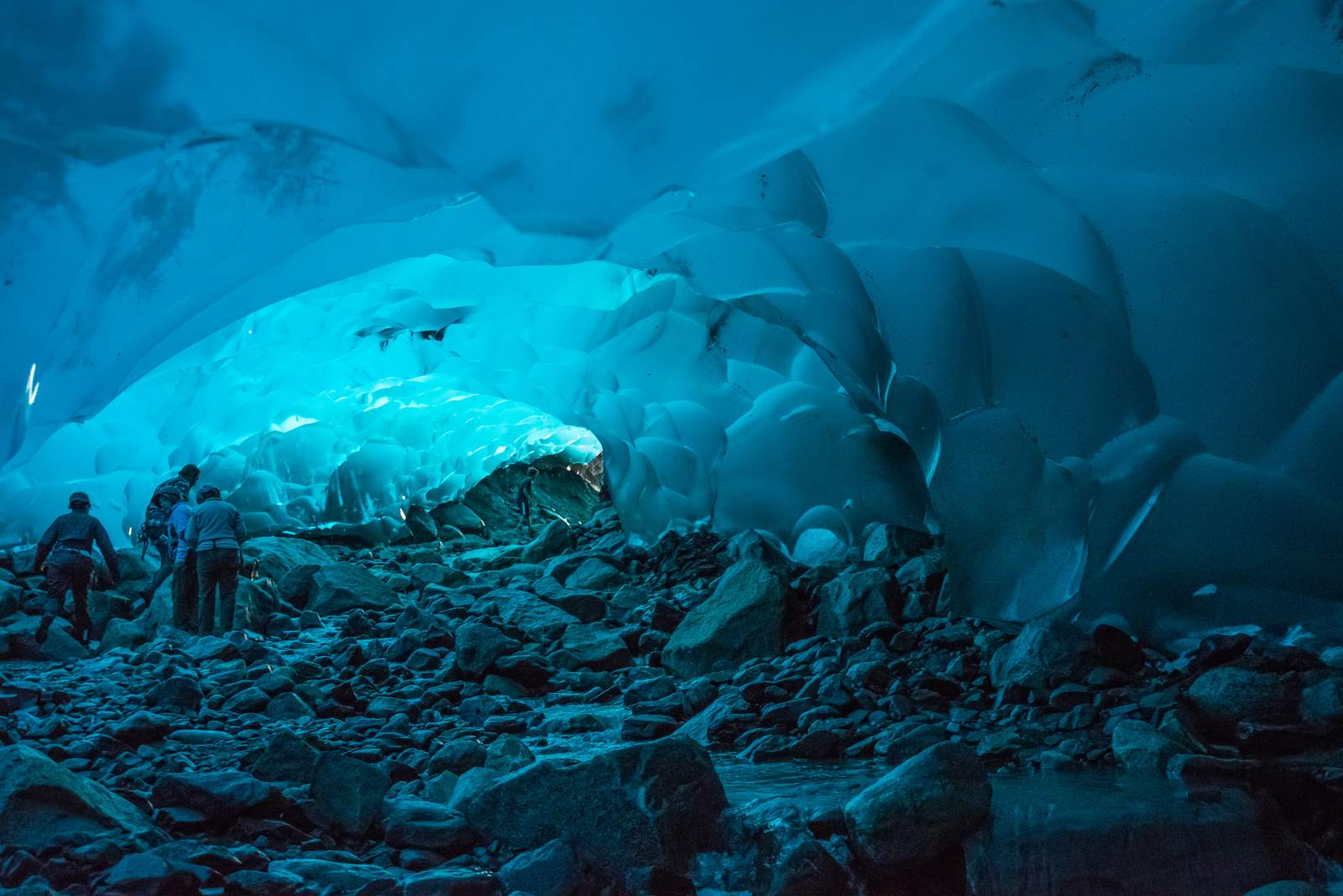 mendenhall3 Ice Caves under the Mendenhall Glacier in Juneau, Alaska