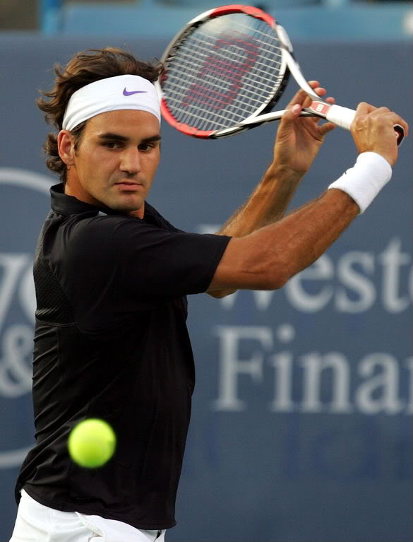 roger federer8 Roger Federer No. 2 ATP Tennis Player