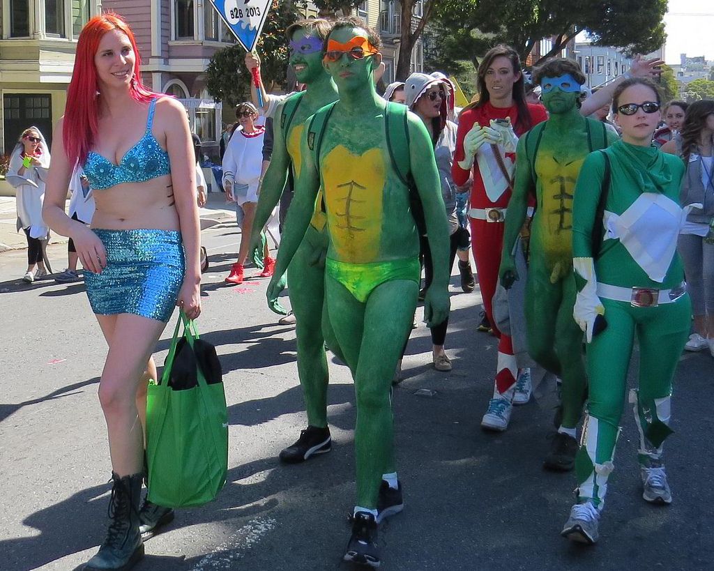 Top Costumes At Bay To Breakers In San Francisco
