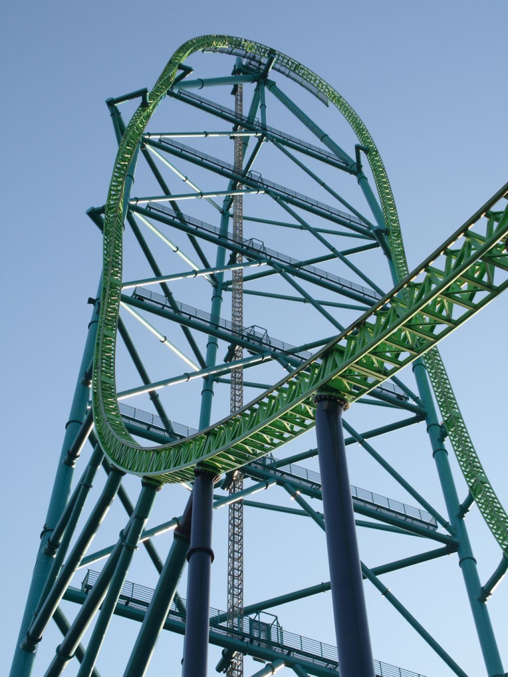 roller coaster1 Top Three Tallest Steel Roller Coasters