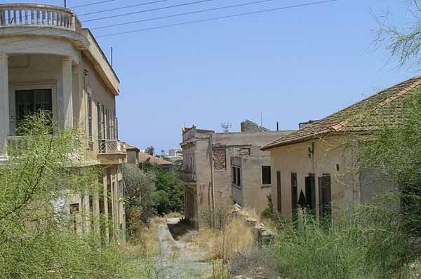 varosha ghost town7 Varosha Ghost Town in Cyprus