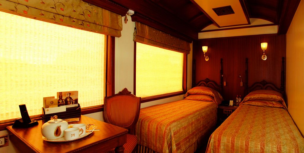 maharaja express6 Maharajas Express   One of the Most Luxurious Trains in World