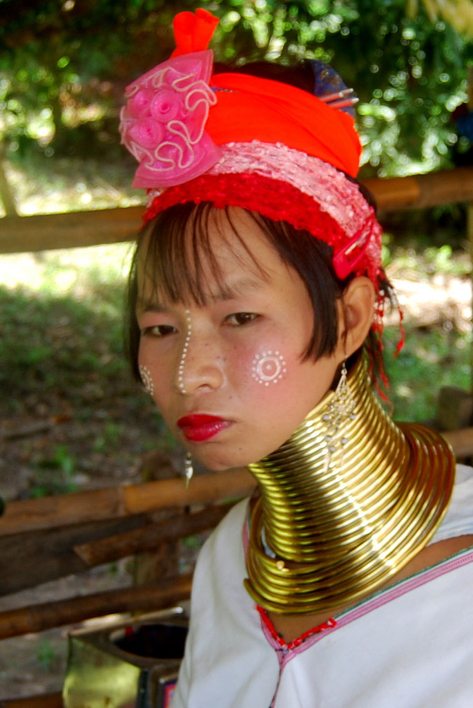 kayan8 Long Necked Padaung Tribe