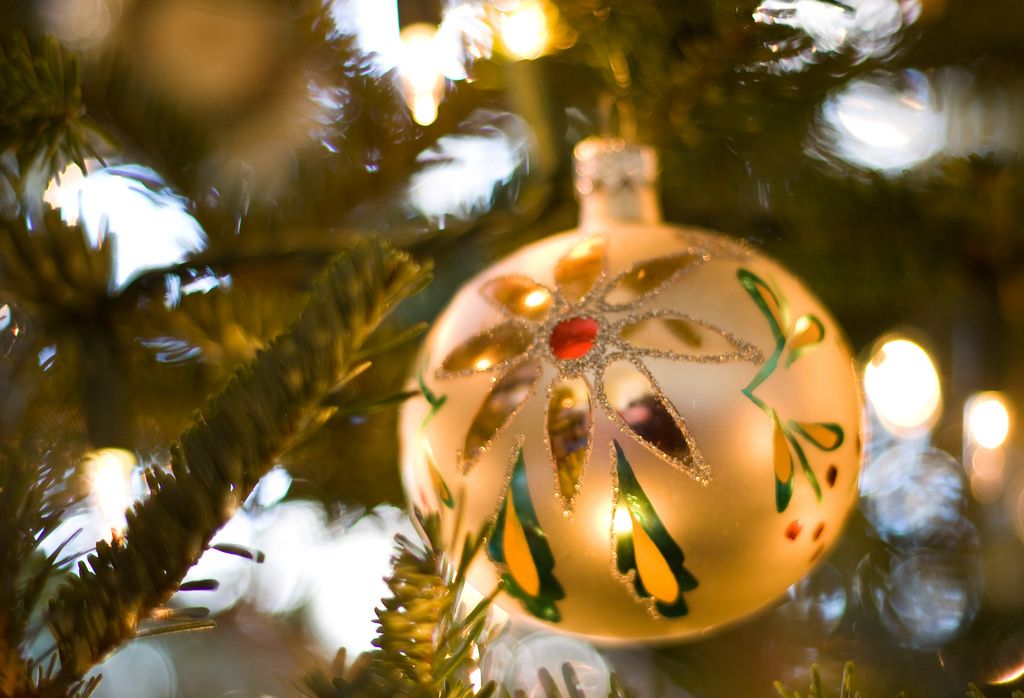christmas balls Christmas Balls Decorate Christmas Tree
