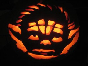 halloween pumpkins jack o lantern 2 300x225 Funny Pumpkin Faces Creations