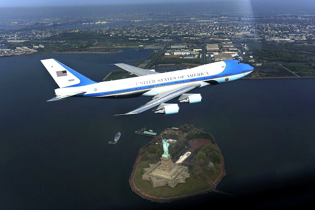 air force one Air Force One   The Safest Airplane in the World