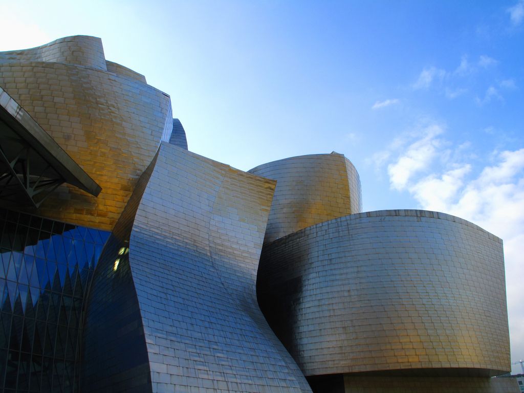guggenheim museum6 Amazing Building of Guggenheim Museum in Bilbao