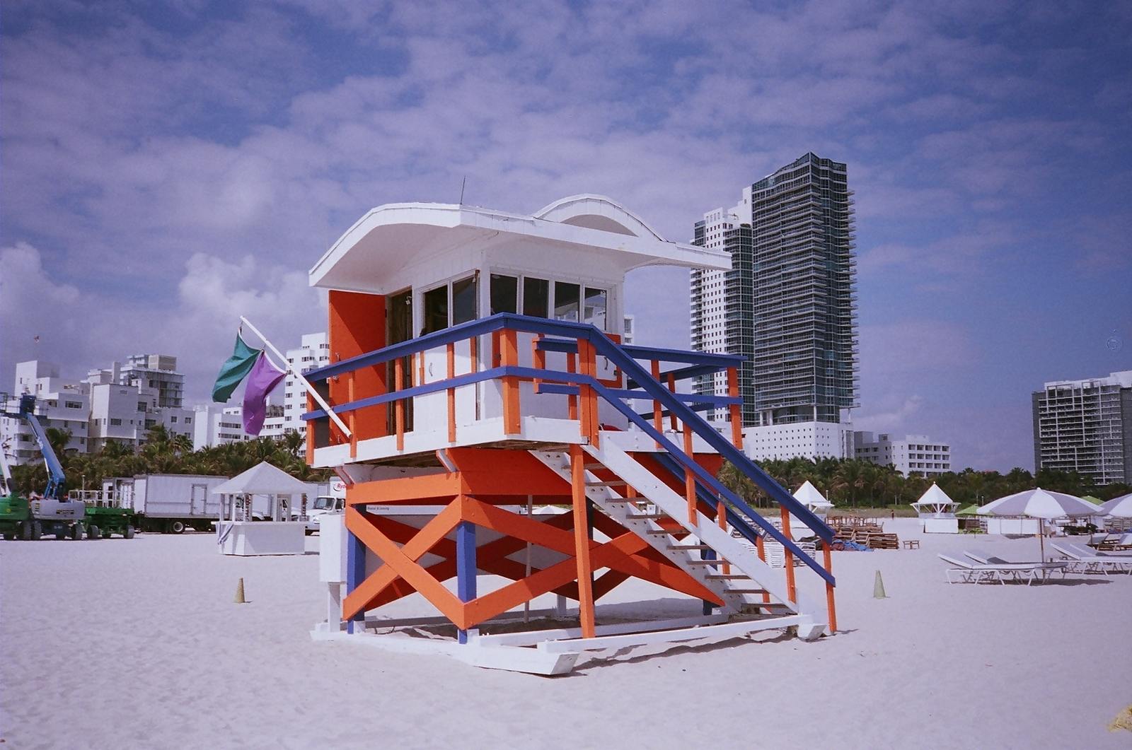 lifeguard station miami16 Art Deco Lifeguard Stations of Miami Beach