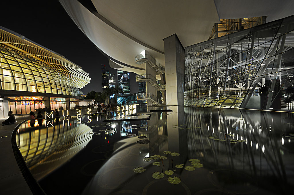 singapore art museum8 ArtScience Museum in Singapore Inspired by Lotus Flower
