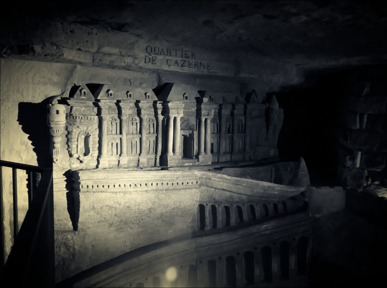 mysterious catacombs paris2 The Mysterious Catacombs of Paris