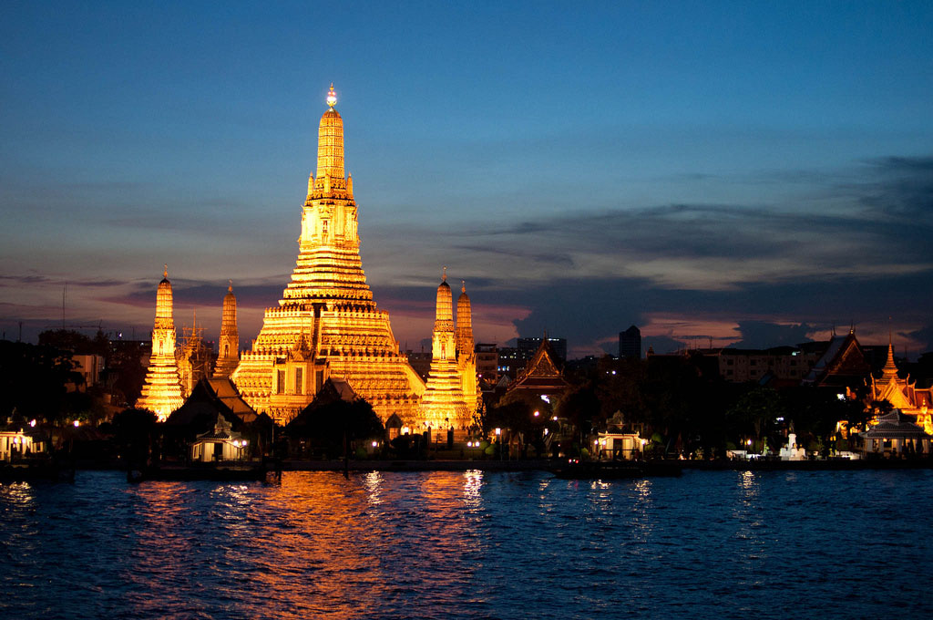 wat arun Things to Do in Bangkok Wat Arun