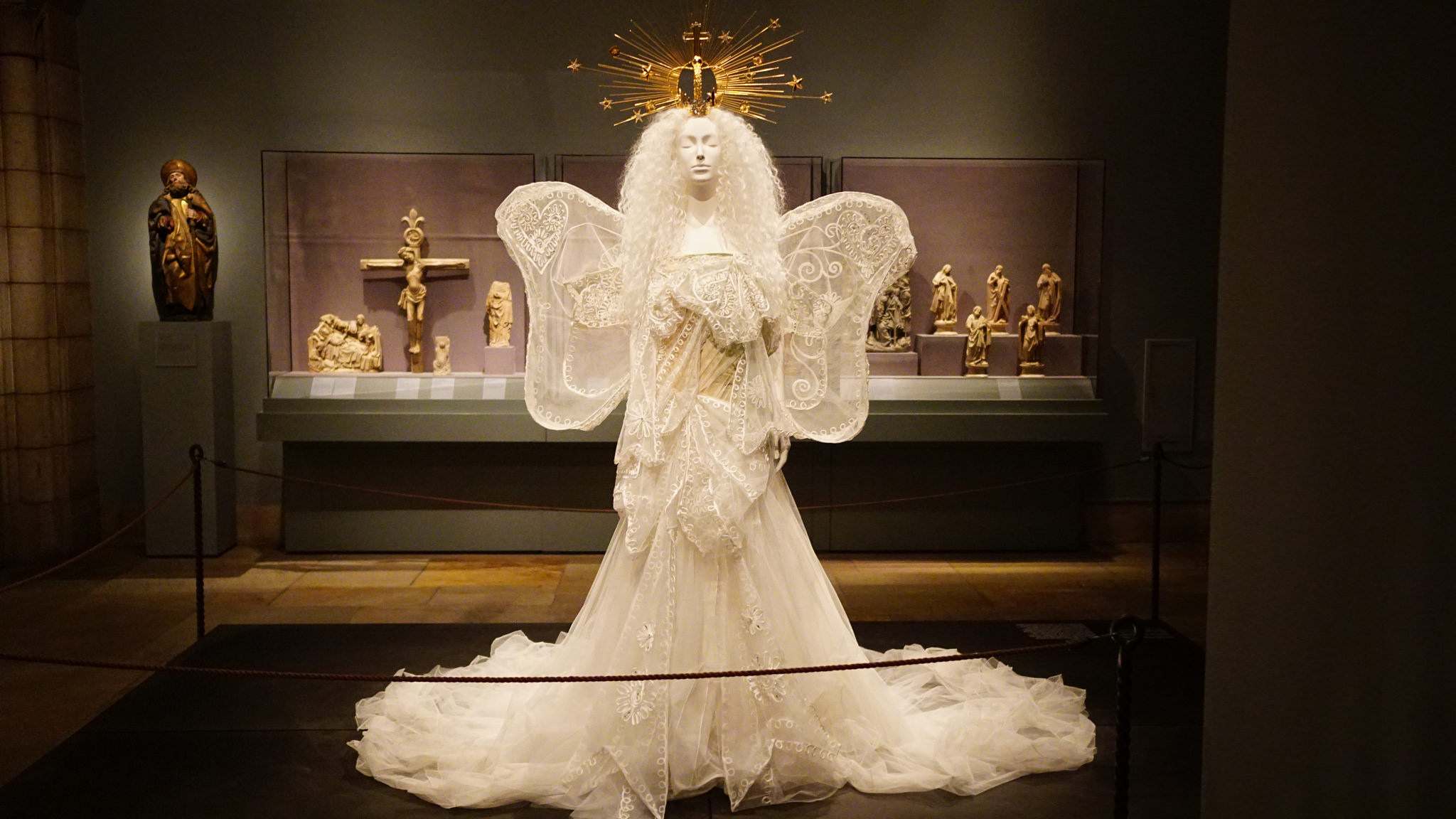heavenly bodies8 Heavenly Bodies: Fashion and the Catholic Imagination in MET