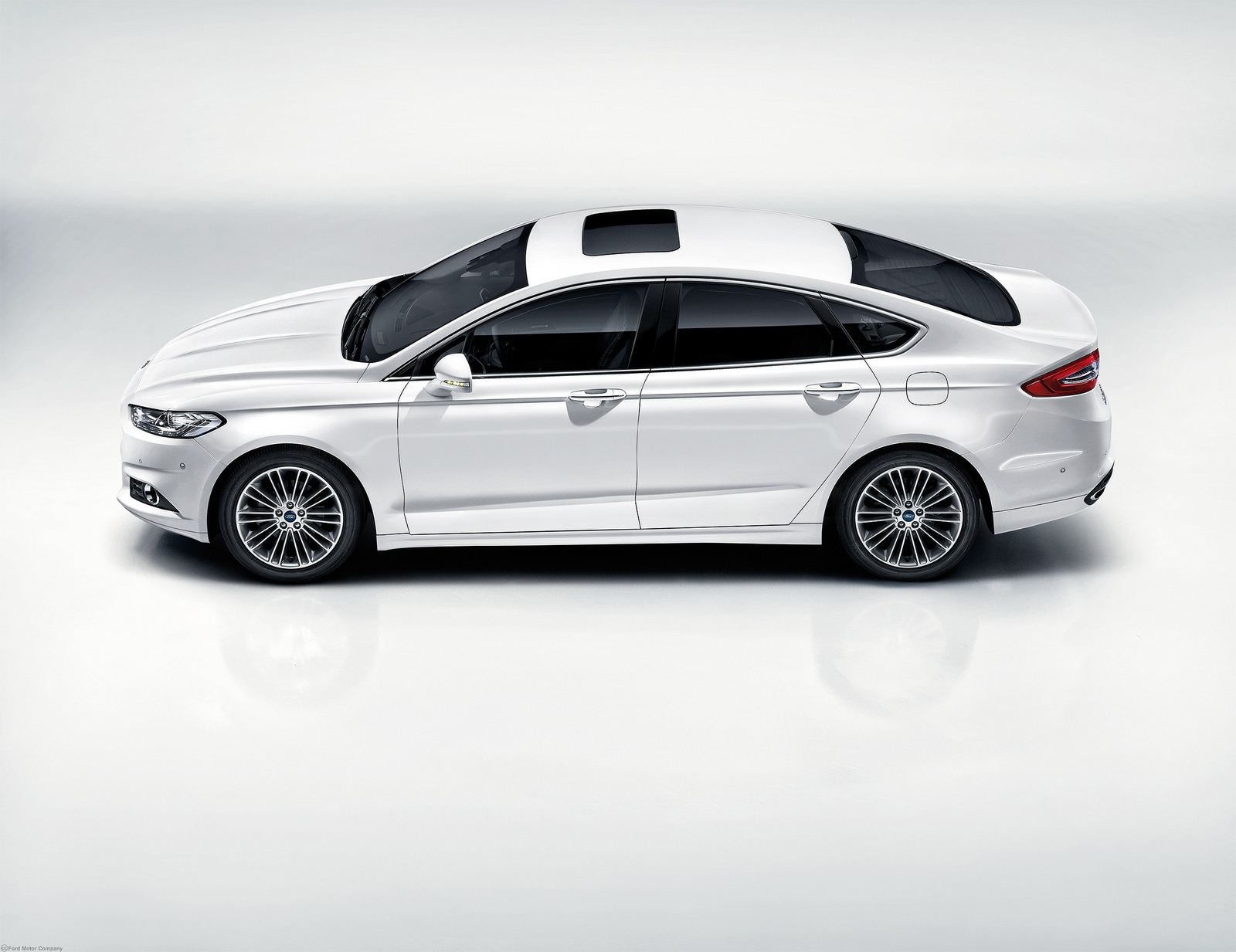 new ford mondeo New Ford Mondeo 2014