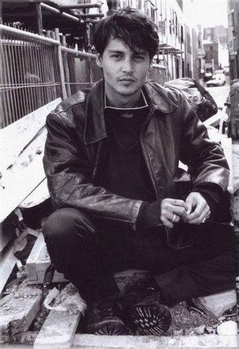 johny depp12 Filmography and Retro Photos of Johnny Depp