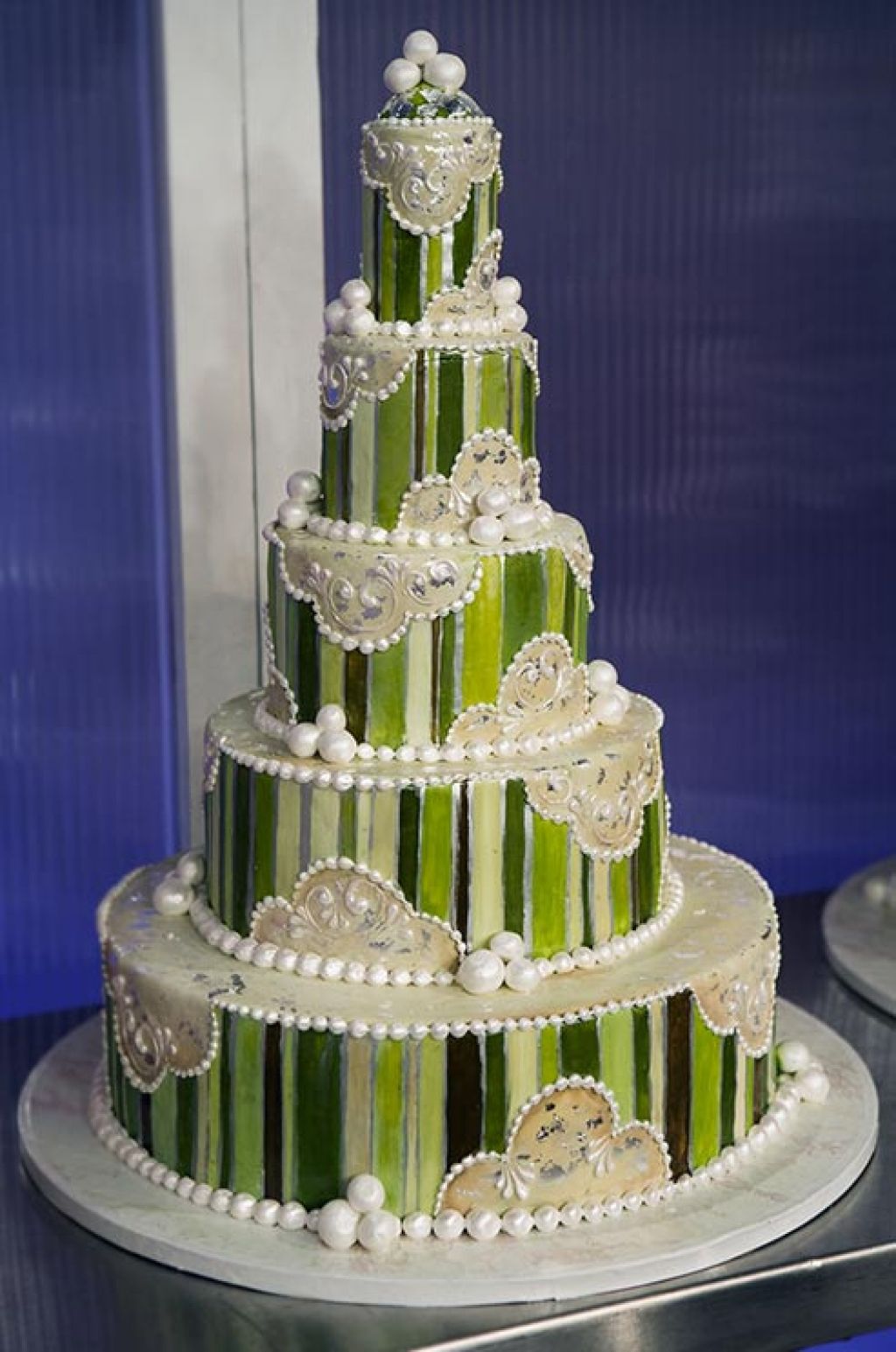 wedding cake6 Creative Wedding Cakes Inspiration