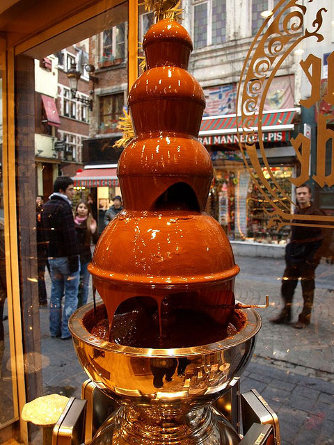 chocolate fountain5 What Kind of Chocolate Could Be Used in a Chocolate Fountain