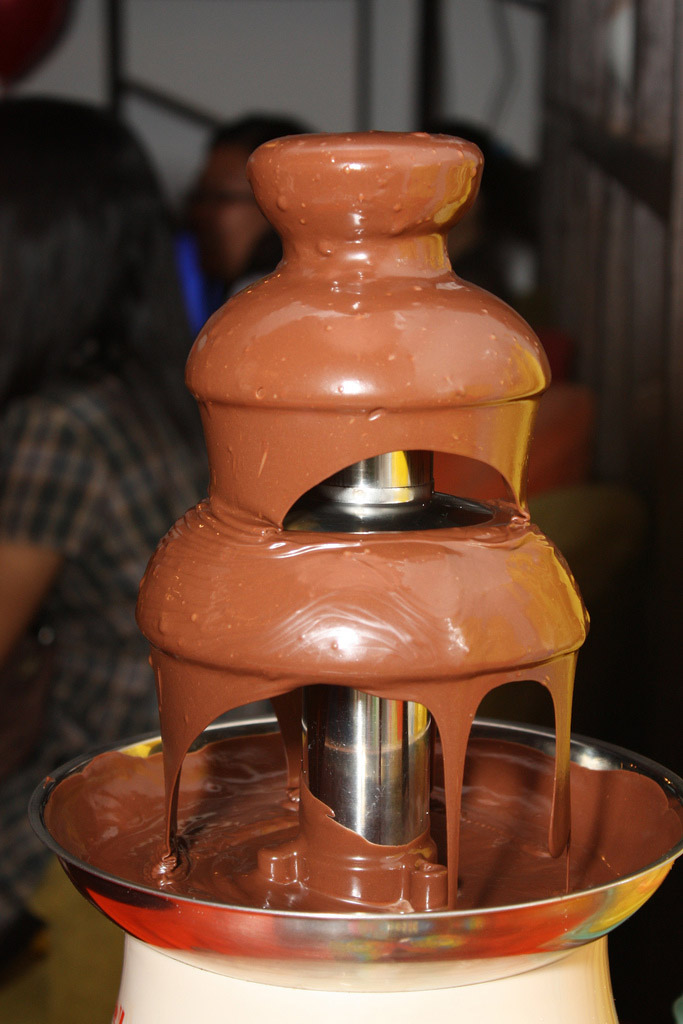 chocolate fountain7 What Kind of Chocolate Could Be Used in a Chocolate Fountain