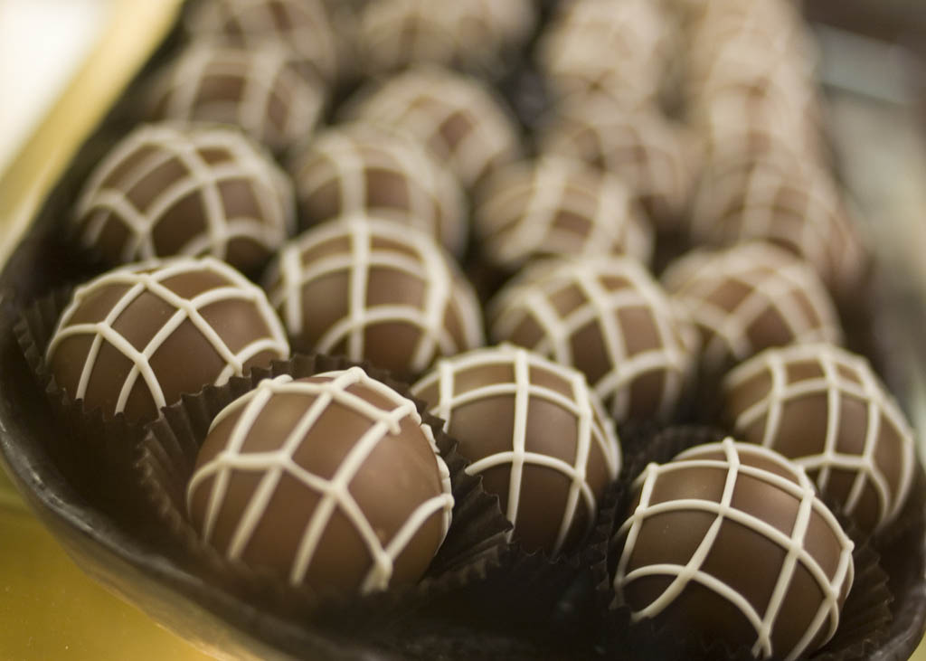 chocolate truffles13 Simple Chocolate Truffles Recipe