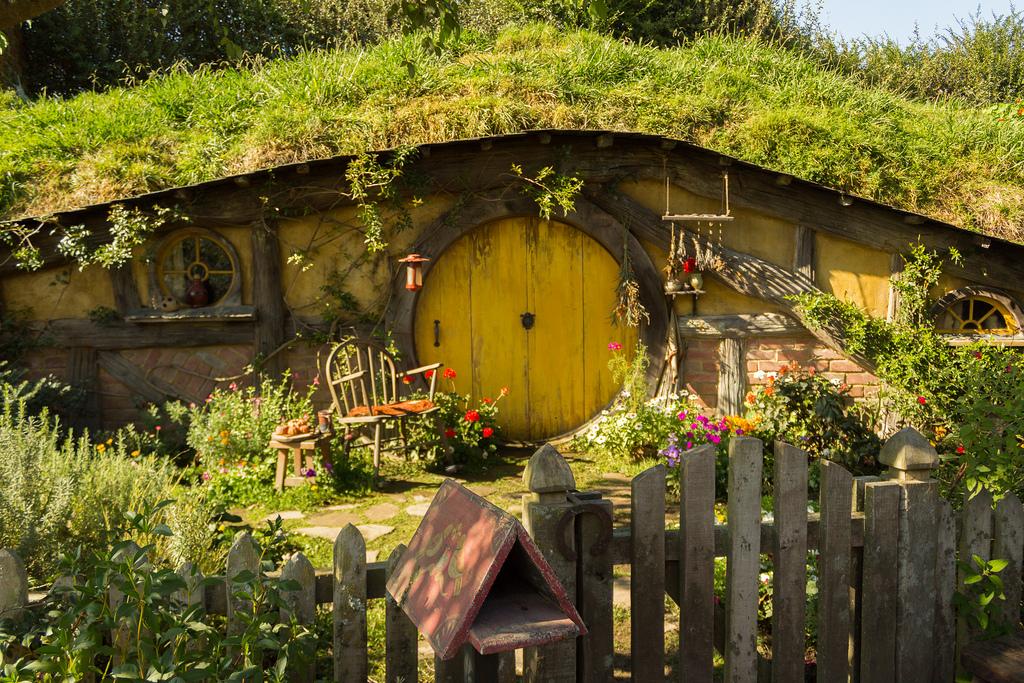 hobbiton movie set9 Hobbiton Movie Set in Matamata, North Island of New Zealand